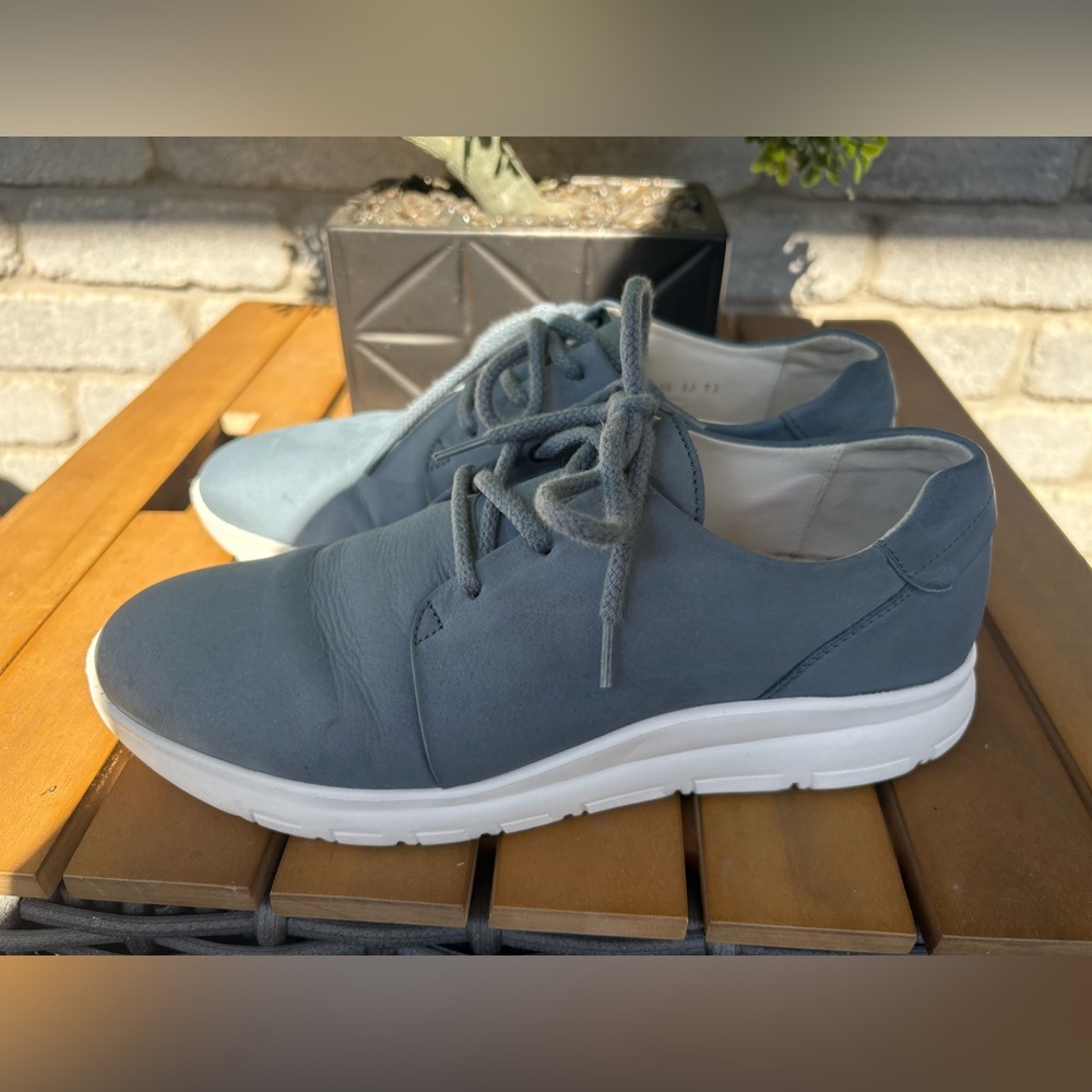Sneakers by German company Gabor in like new condition size 5.5 German 7.5 Cdn